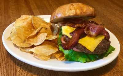 bacon cheeseburger with housemade chips