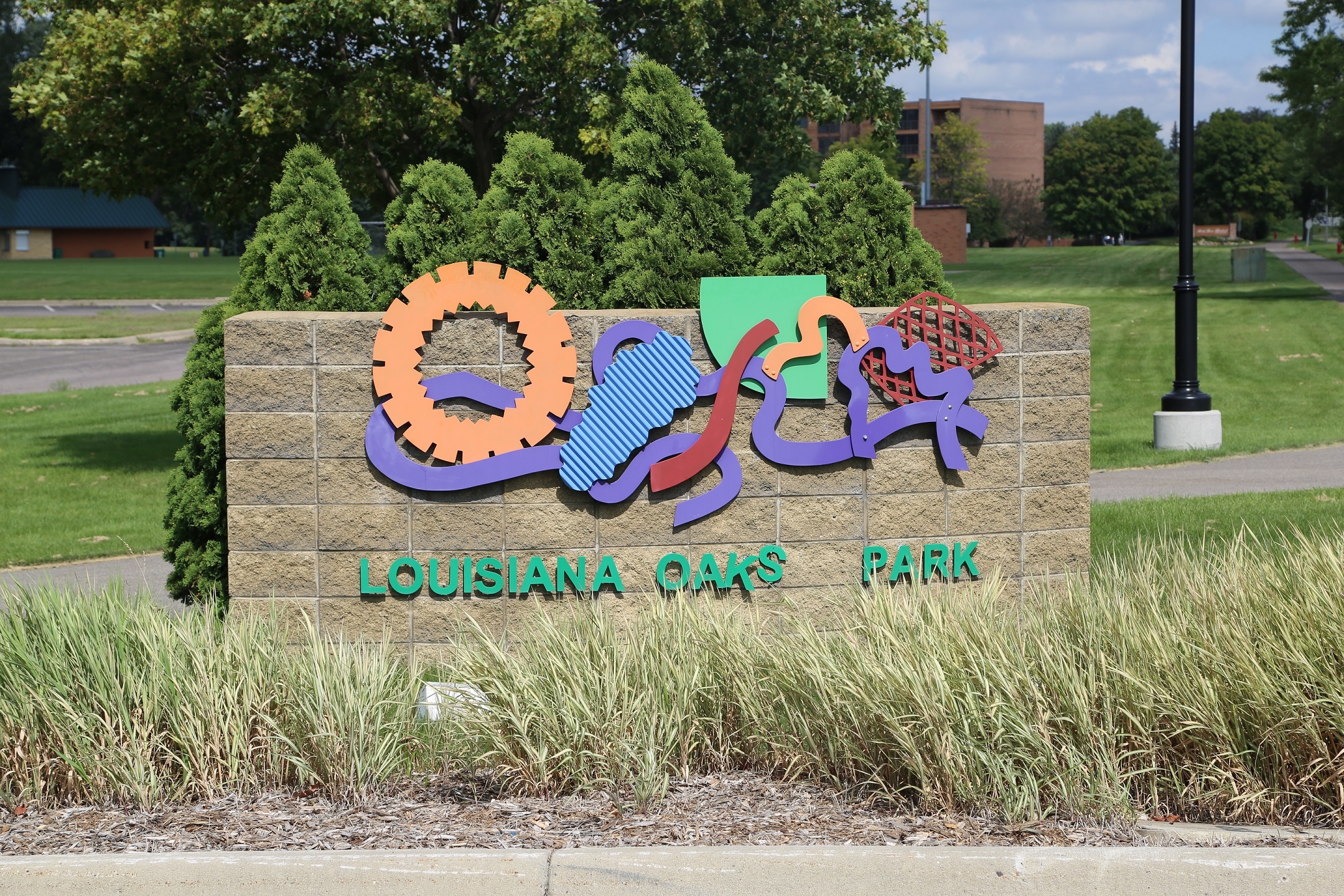 Louisiana Oaks Park Entrance Sign